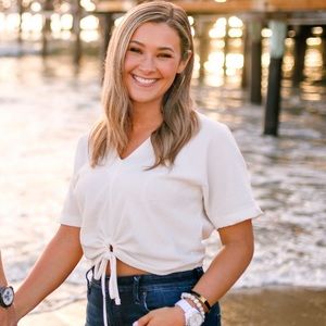 Meet your Posher, Lena